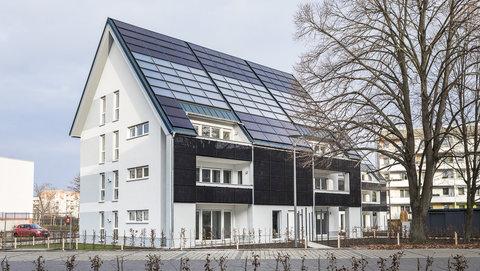 Energieautarkes Mehrfamilienhaus von HELMA Energieautarkes Mehrfamilienhaus von HELMA