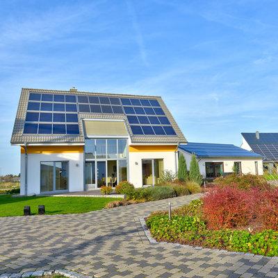 Energiesparhaus bauen - von HELMA mit Wohnraumlüftungsanlage