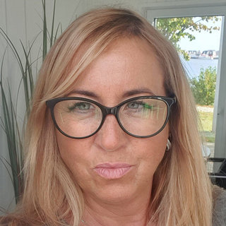 Melanie Gatz Melanie Gatz